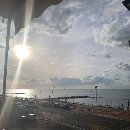 Rome'S Harbour All Year Lido di Ostia Exterior photo
