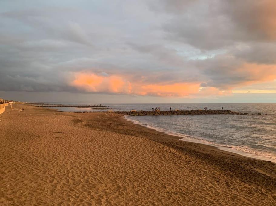 Rome'S Harbour All Year Lido di Ostia Exterior photo